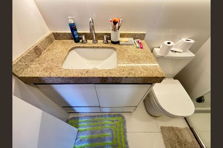 Apartamento à venda com 64m², 2 quartos e 1 vagaBanheiro