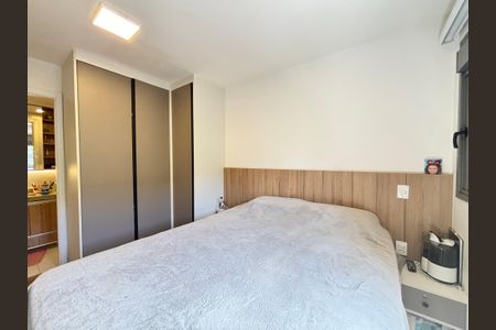 Apartamento à venda com 64m², 2 quartos e 1 vagaSuíte