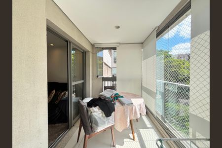 Apartamento à venda com 64m², 2 quartos e 1 vagaVaranda