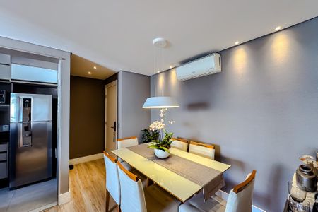 Apartamento à venda com 66m², 2 quartos e 1 vagaSala