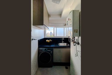 Apartamento à venda com 66m², 2 quartos e 1 vagaÁrea de Serviço