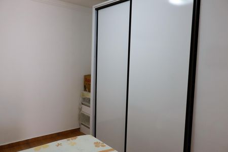 Casa à venda com 115m², 3 quartos e 2 vagas Casa à venda com 115m², 3 quartos e 2 vagasQuarto 2 - Suíte