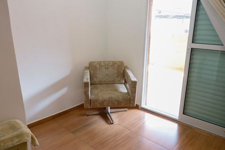 Casa à venda com 115m², 3 quartos e 2 vagas Casa à venda com 115m², 3 quartos e 2 vagasQuarto 2 - Suíte