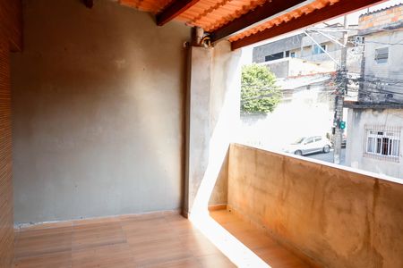 Casa à venda com 115m², 3 quartos e 2 vagas Casa à venda com 115m², 3 quartos e 2 vagasSacada