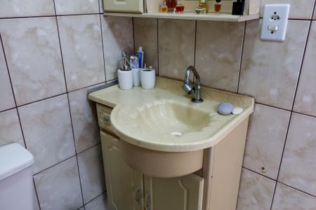 Casa à venda com 115m², 3 quartos e 2 vagas Casa à venda com 115m², 3 quartos e 2 vagasBanheiro da Suíte 2