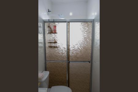 Casa à venda com 115m², 3 quartos e 2 vagas Casa à venda com 115m², 3 quartos e 2 vagasBanheiro 2
