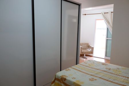 Casa à venda com 115m², 3 quartos e 2 vagas Casa à venda com 115m², 3 quartos e 2 vagasQuarto 2 - Suíte