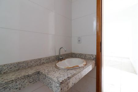 Apartamento à venda com 44m², 2 quartos e sem vaga Apartamento à venda com 44m², 2 quartos e sem vagaBanheiro