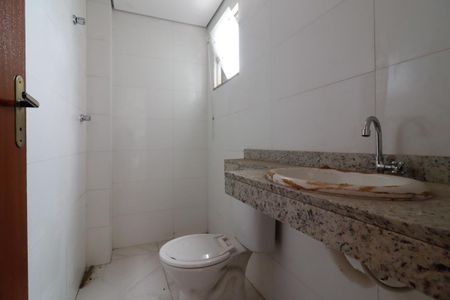 Apartamento à venda com 44m², 2 quartos e sem vaga Apartamento à venda com 44m², 2 quartos e sem vagaBanheiro