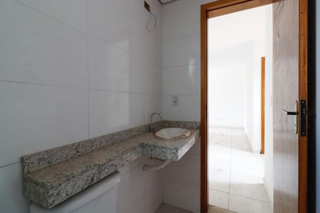 Apartamento à venda com 44m², 2 quartos e sem vaga Apartamento à venda com 44m², 2 quartos e sem vagaBanheiro