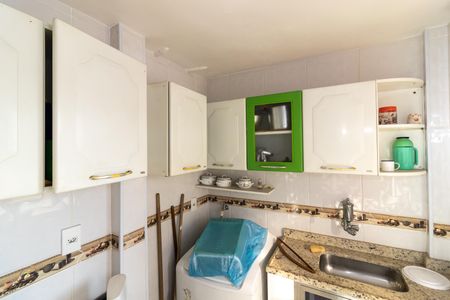 Apartamento para alugar com 42m², 1 quarto e sem vaga Apartamento para alugar com 42m², 1 quarto e sem vagaCozinha - Armários