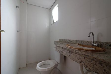 Apartamento para alugar com 44m², 2 quartos e sem vagaBanheiro
