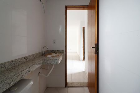 Apartamento para alugar com 44m², 2 quartos e sem vagaBanheiro