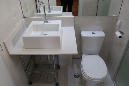 Apartamento à venda com 60m², 2 quartos e 1 vagaBanheiro 2
