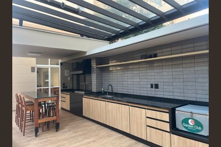 Apartamento para alugar com 60m², 2 quartos e 1 vaga Apartamento para alugar com 60m², 2 quartos e 1 vagaÁrea comum - Churrasqueira