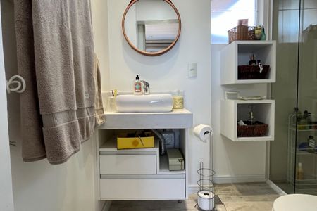 Apartamento para alugar com 154m², 4 quartos e 2 vagas Apartamento para alugar com 154m², 4 quartos e 2 vagasBanheiro da Suíte 2