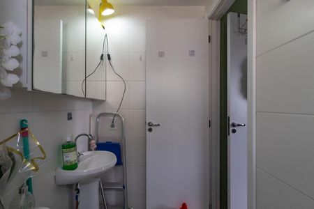 Apartamento à venda com 27m², 1 quarto e sem vaga Apartamento à venda com 27m², 1 quarto e sem vagaBanheiro da Suíte