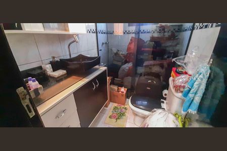 Casa à venda com 185m², 4 quartos e 2 vagas