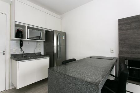 Studio para alugar com 28m², 1 quarto e 1 vaga Studio para alugar com 28m², 1 quarto e 1 vagaCozinha