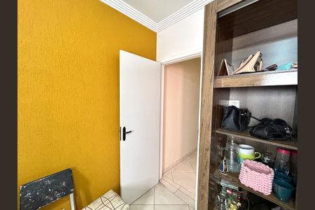 Casa à venda com 299m², 3 quartos e 2 vagas Casa à venda com 299m², 3 quartos e 2 vagasQuarto 2