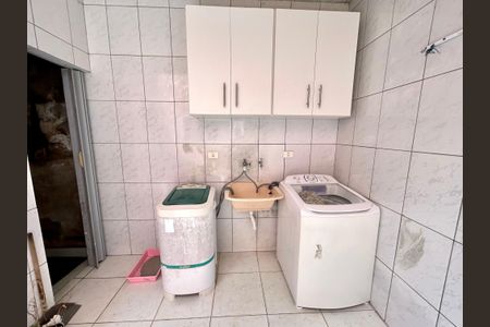 Casa à venda com 299m², 3 quartos e 2 vagas Casa à venda com 299m², 3 quartos e 2 vagasÁrea de Serviço