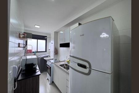 Apartamento à venda com 50m², 2 quartos e 1 vaga Apartamento à venda com 50m², 2 quartos e 1 vagaCozinha e Área de Serviço