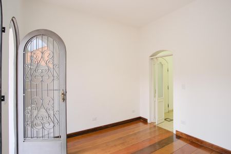 Casa à venda com 320m², 5 quartos e 3 vagasAntessala