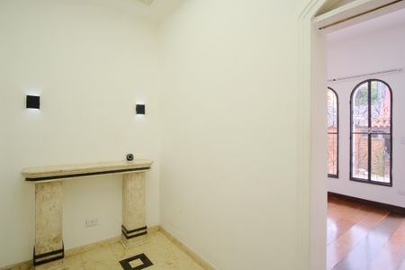 Casa à venda com 320m², 5 quartos e 3 vagasHall de Entrada