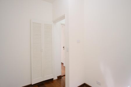 Casa à venda com 320m², 5 quartos e 3 vagasQuarto