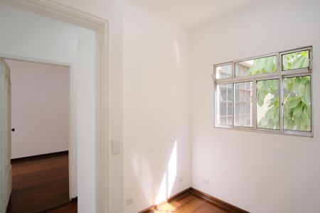 Casa à venda com 320m², 5 quartos e 3 vagasQuarto