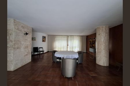 Apartamento à venda com 195m², 3 quartos e 2 vagasÁrea Comum