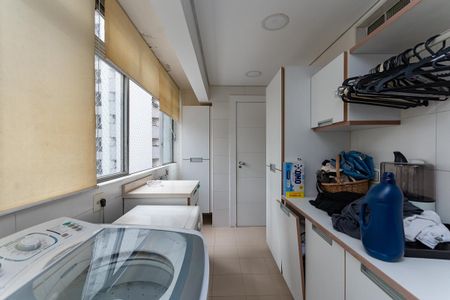 Apartamento à venda com 195m², 3 quartos e 2 vagasÁrea de Serviço