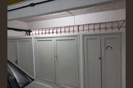 Apartamento à venda com 195m², 3 quartos e 2 vagasDeposito Garagem