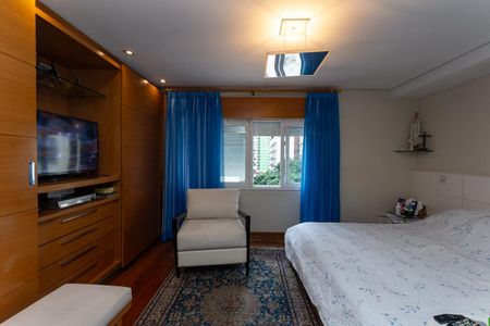 Apartamento à venda com 195m², 3 quartos e 2 vagasQuarto 3 Suíte