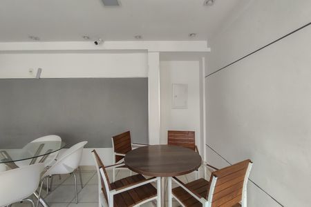 Apartamento à venda com 56m², 2 quartos e 1 vaga