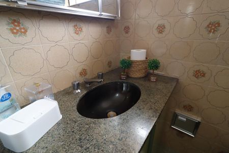 Casa à venda com 190m², 3 quartos e 1 vagaBanheiro da Suíte
