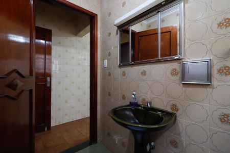 Casa à venda com 190m², 3 quartos e 1 vagaLavabo