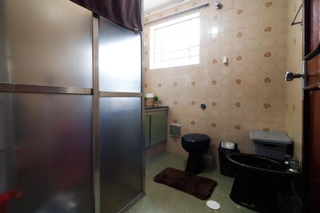 Casa à venda com 190m², 3 quartos e 1 vagaBanheiro da Suíte