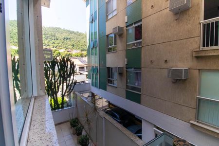 Apartamento à venda com 119m², 3 quartos e 2 vagasVista da Suíte 3
