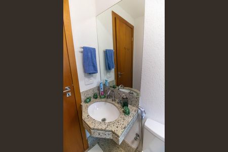 Apartamento à venda com 119m², 3 quartos e 2 vagasBanheiro da Suíte 2