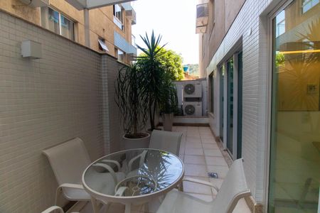 Apartamento à venda com 119m², 3 quartos e 2 vagasÁrea comum