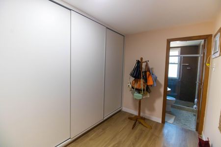 Apartamento à venda com 119m², 3 quartos e 2 vagasSuíte 2