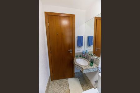 Apartamento à venda com 119m², 3 quartos e 2 vagasBanheiro da Suíte 2