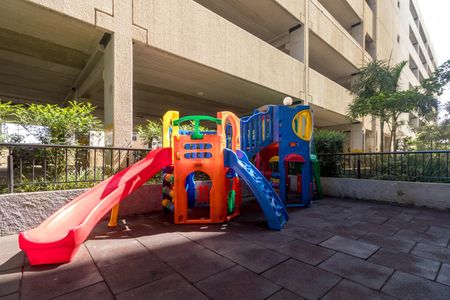 Apartamento à venda com 47m², 2 quartos e 1 vagaÁrea comum - Playground