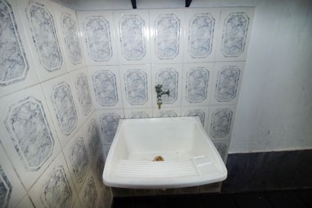 Casa para alugar com 40m², 1 quarto e sem vagaÁrea de Serviço