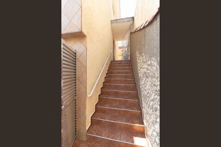 Casa para alugar com 250m², 3 quartos e sem vagaEscada