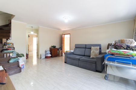 Sala de casa à venda com 3 quartos, 250m² em Jardim Maria Estela, São Paulo