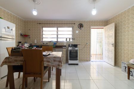 Casa para alugar com 250m², 3 quartos e sem vagaCozinha