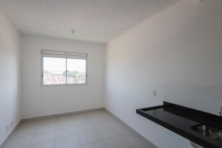 Apartamento para alugar com 32m², 2 quartos e sem vaga Apartamento para alugar com 32m², 2 quartos e sem vagaSala/Cozinha