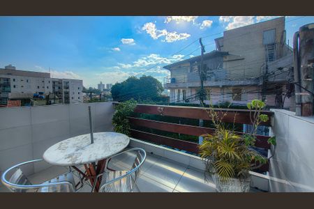 Casa à venda com 112m², 2 quartos e 2 vagasVaranda